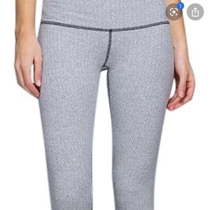 White & Gray patterned lulu lemon leggings